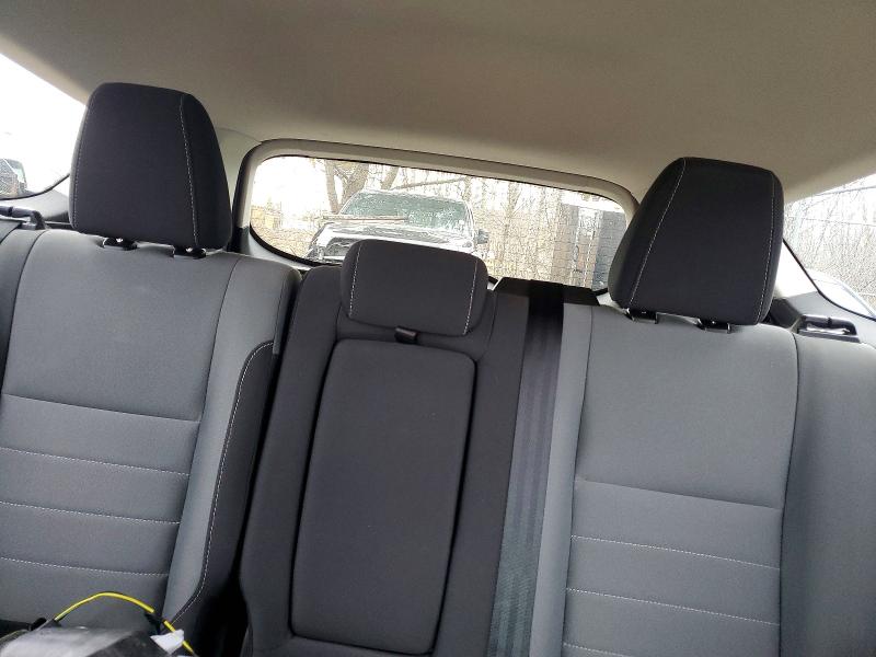 Photo 10 from auction – 2016 FORD ESCAPE with VIN 1FMCU9GX3GUB27235