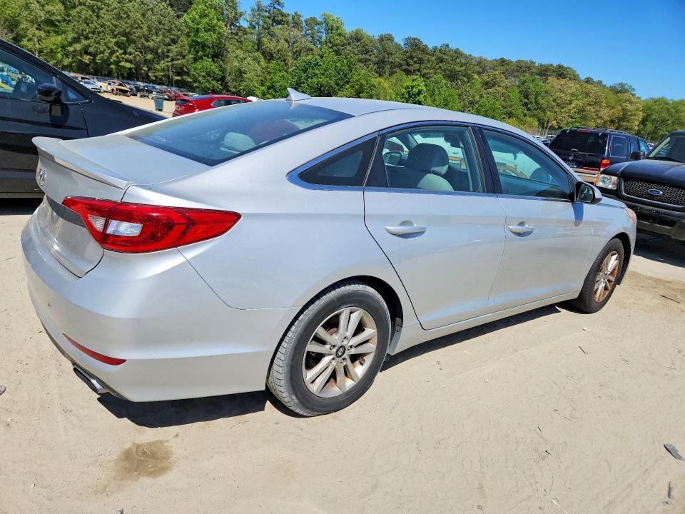 Photo 3 from auction – 2015 HYUNDAI SONATA with VIN 5NPE24AF6FH001885