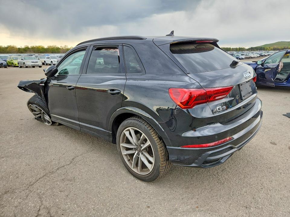 Photo 2 from auction – 2022 AUDI Q3 QUATTRO with VIN WA1DECF30N1132256
