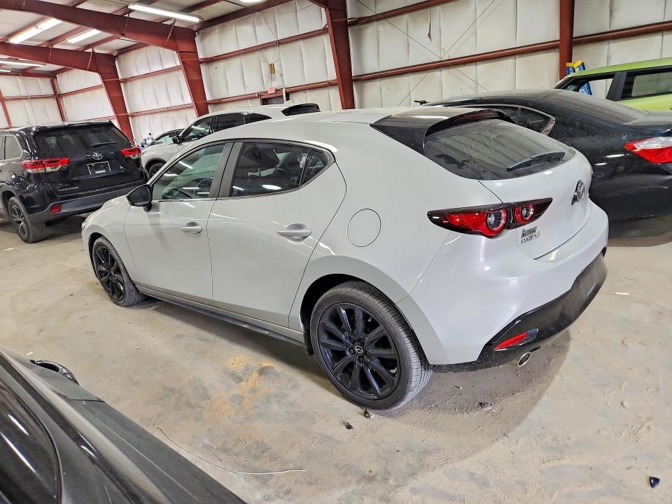 Photo 2 from auction – 2024 MAZDA 3 with VIN JM1BPAKM6R1720632