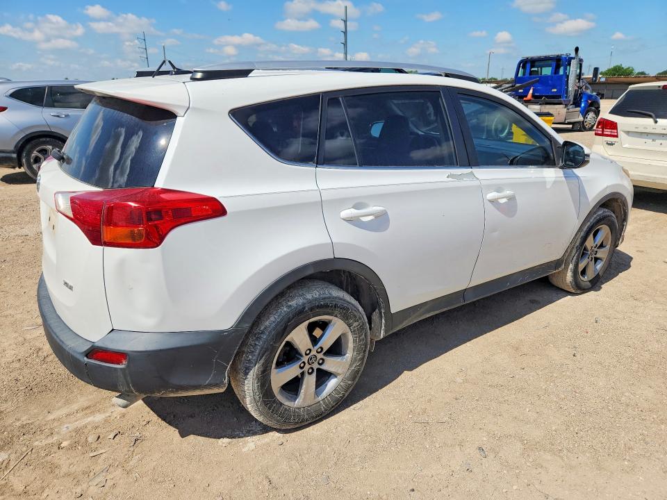 Photo 3 from auction – 2015 TOYOTA RAV4 with VIN 2T3WFREV6FW214044