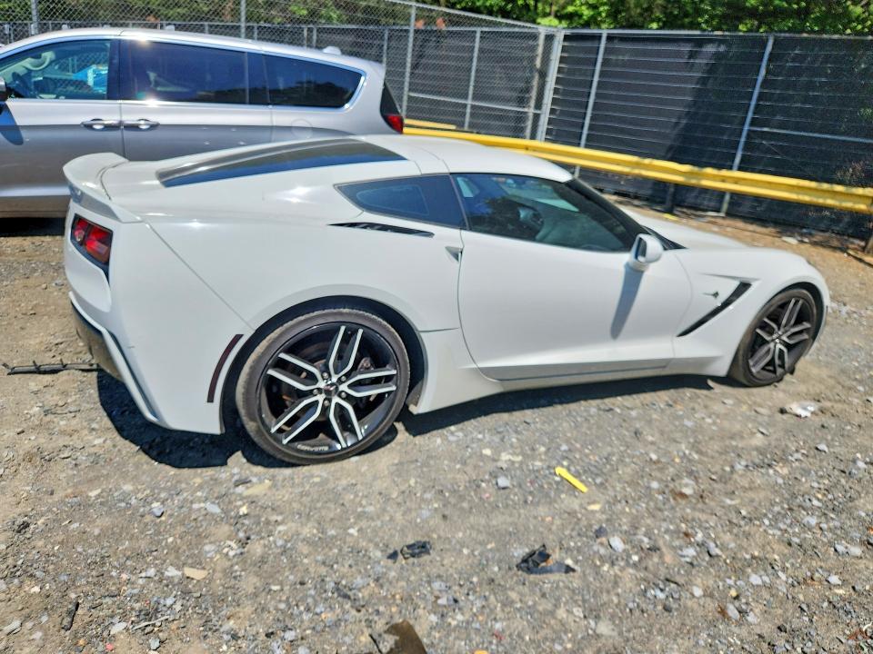 Photo 3 from auction – 2014 CHEVROLET CORVETTE with VIN 1G1YH2D74E5107831