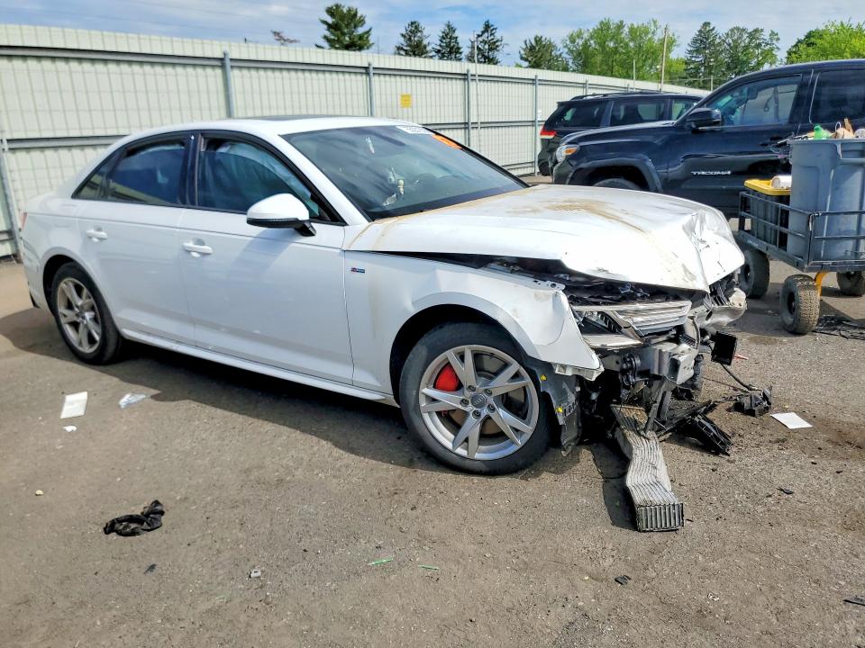 Zdjęcie 4 z aukcji – 2018 AUDI A4 z VIN WAUDNAF40JN010015