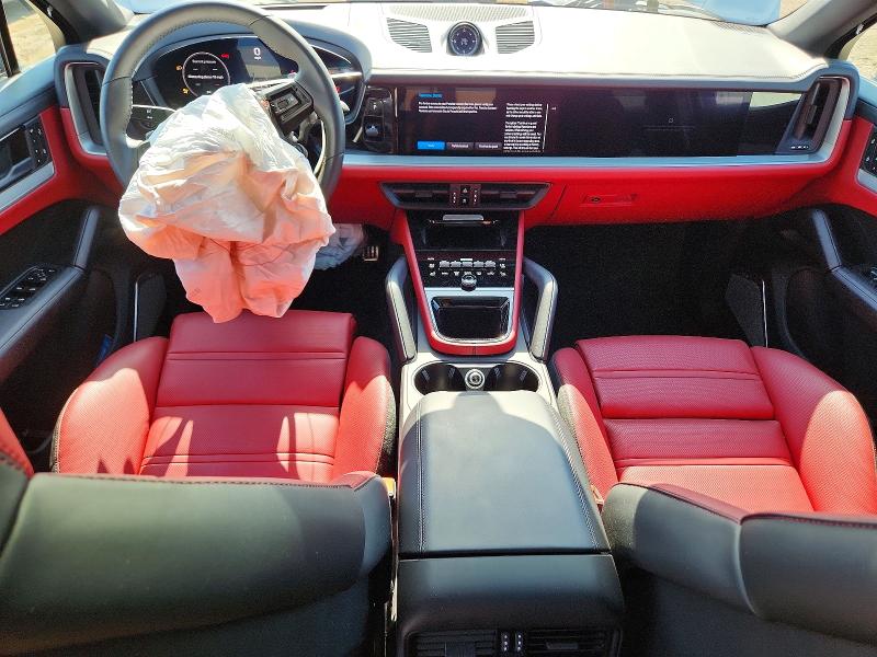 Photo 8 from auction – 2025 PORSCHE CAYENNE with VIN WP1BL2AY1SDA39724