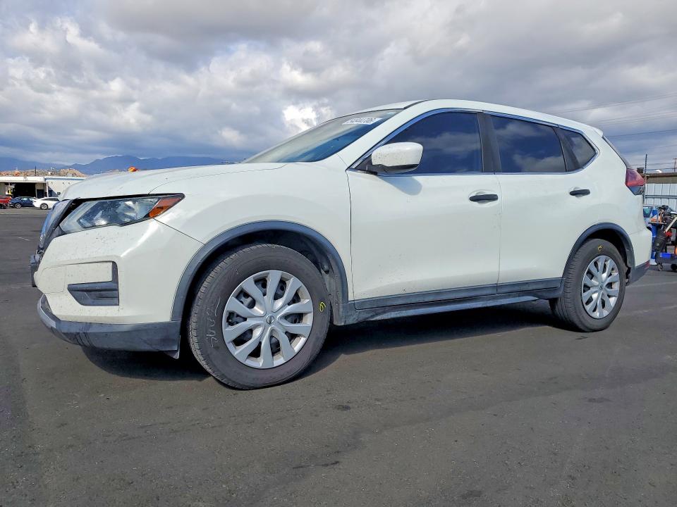 NISSAN ROGUE 2019 with VIN 5N1AT2MT7KC772407 - Photo from auction