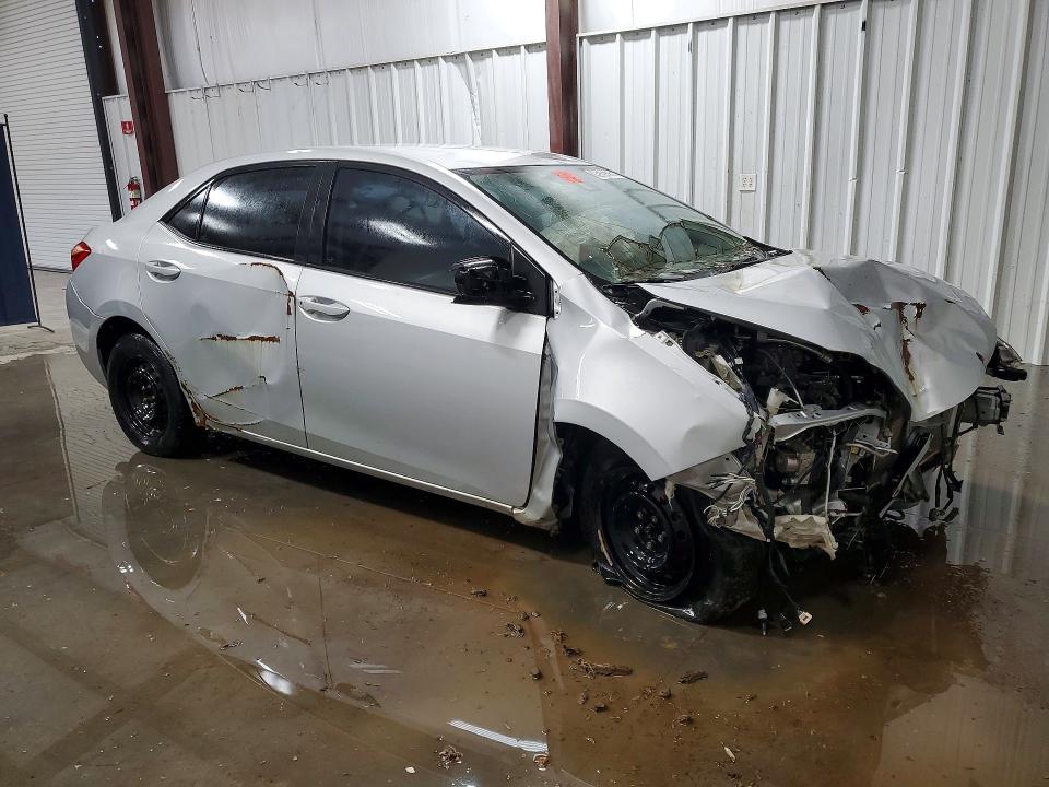 Photo 4 from auction – 2018 TOYOTA COROLLA with VIN 2T1BURHE5JC058467