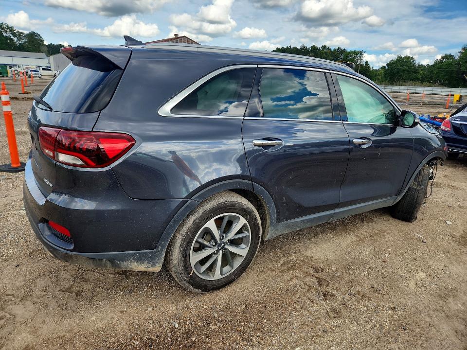 Photo 3 from auction – 2019 KIA SORENTO with VIN 5XYPH4A56KG525165