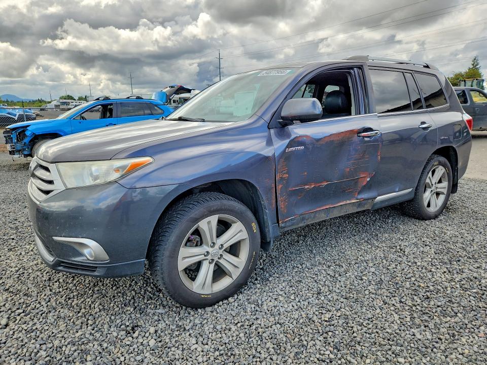 TOYOTA HIGHLANDER 2012 with VIN 5TDDK3EH8CS162584 - Photo from auction