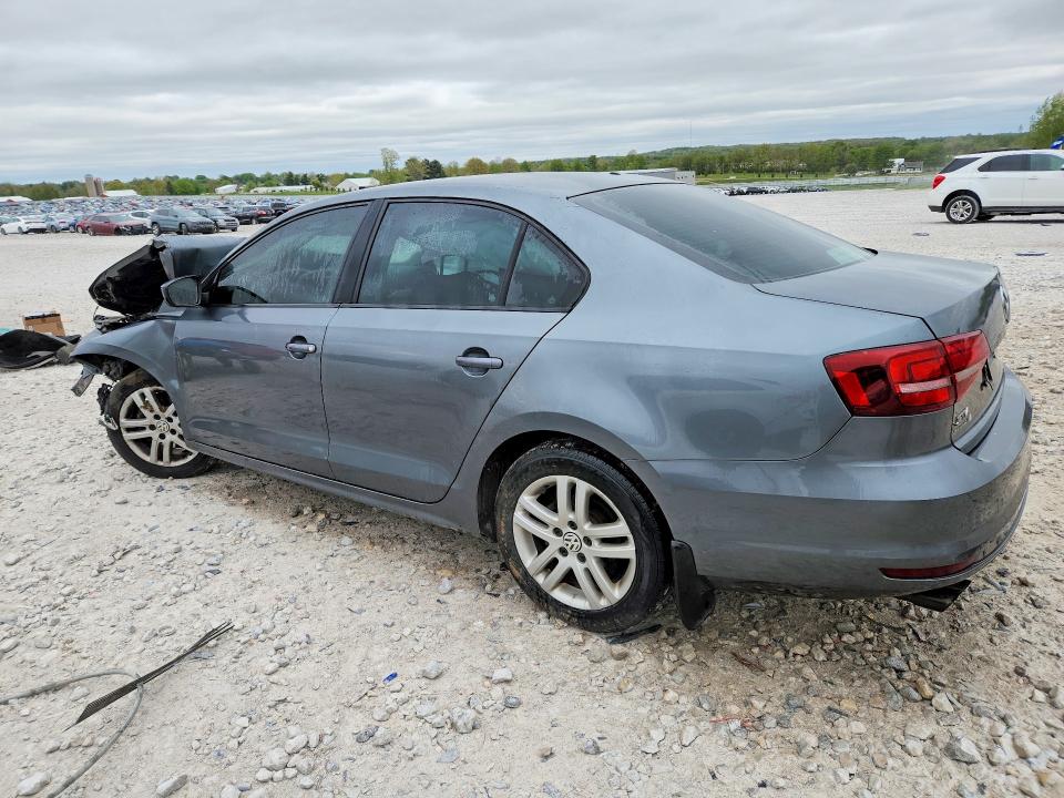 Photo 2 from auction – 2018 VOLKSWAGEN JETTA with VIN 3VW2B7AJ3JM247902