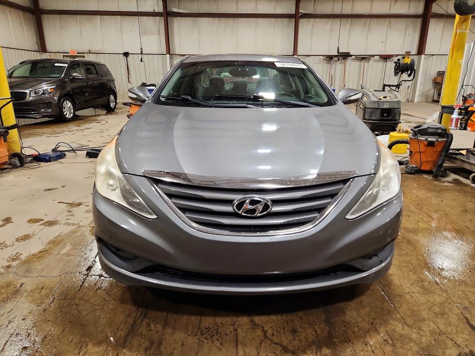 Photo 5 from auction – 2014 HYUNDAI SONATA with VIN 5NPEB4AC4EH866309