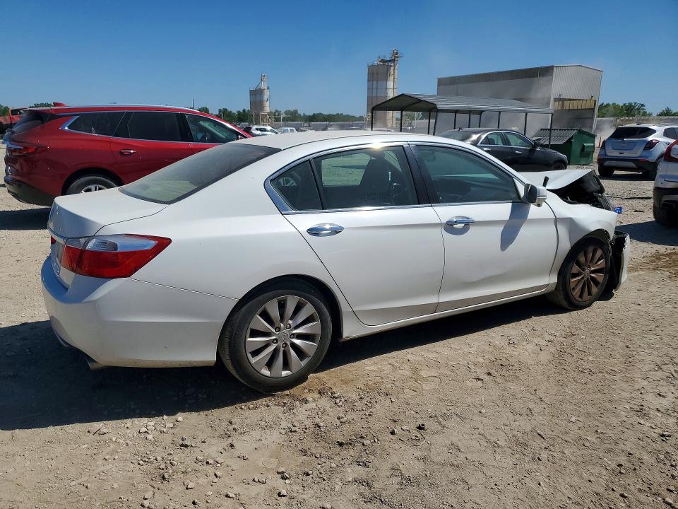 Photo 3 from auction – 2014 HONDA ACCORD with VIN 1HGCR2F72EA023091