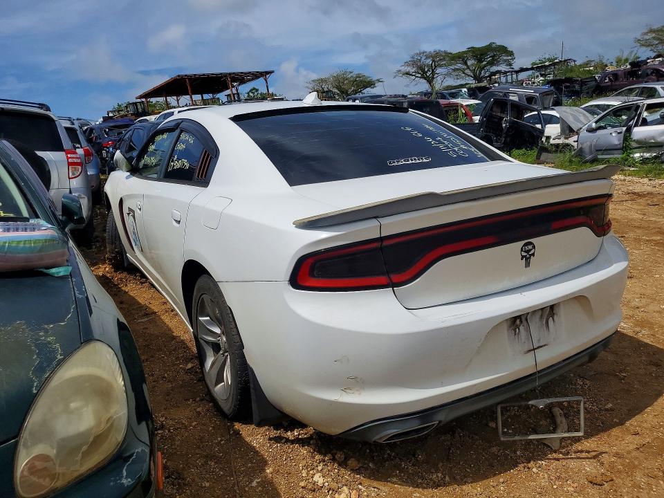 Photo 2 from auction – 2016 DODGE CHARGER with VIN 2C3CDXHG5GH332585