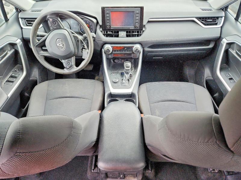 Photo 8 from auction – 2021 TOYOTA RAV4 with VIN 4T3LWRFVXMU023211