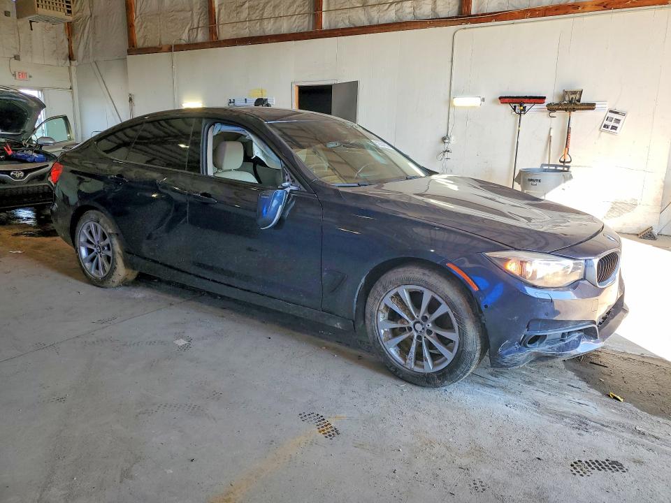 Photo 4 from auction – 2015 BMW 328 with VIN WBA3X5C51FD561531