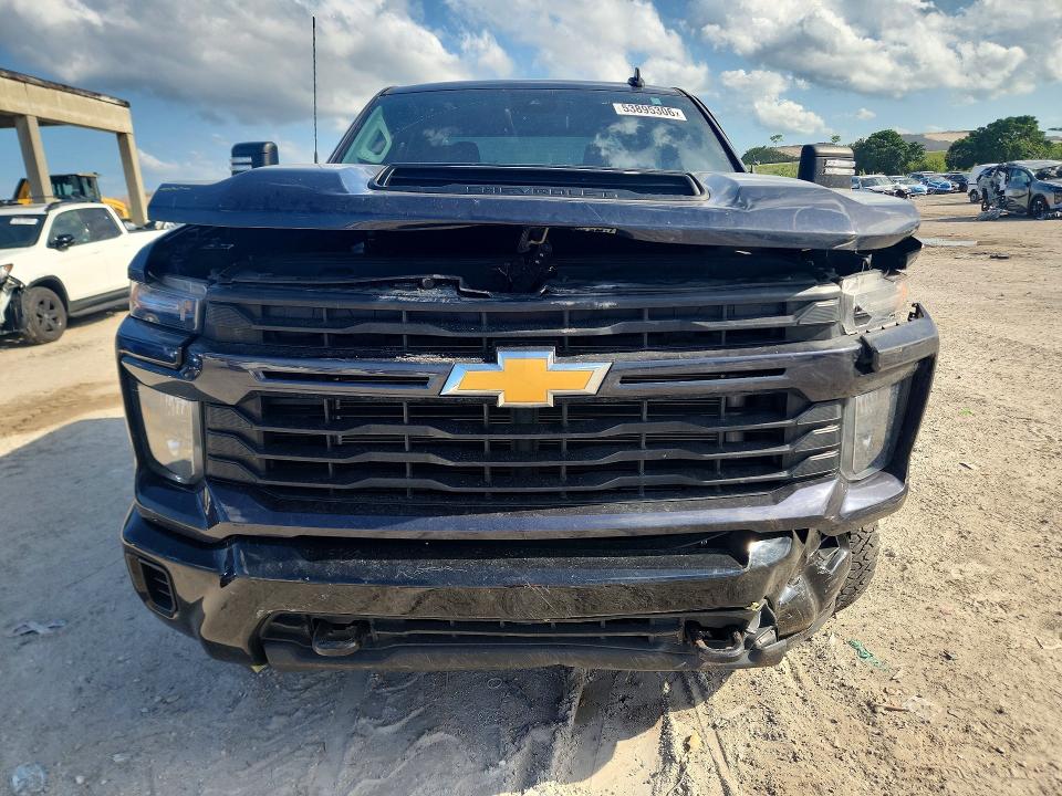 Photo 5 from auction – 2024 CHEVROLET SILVERADO with VIN 1GC4YME7XRF117828