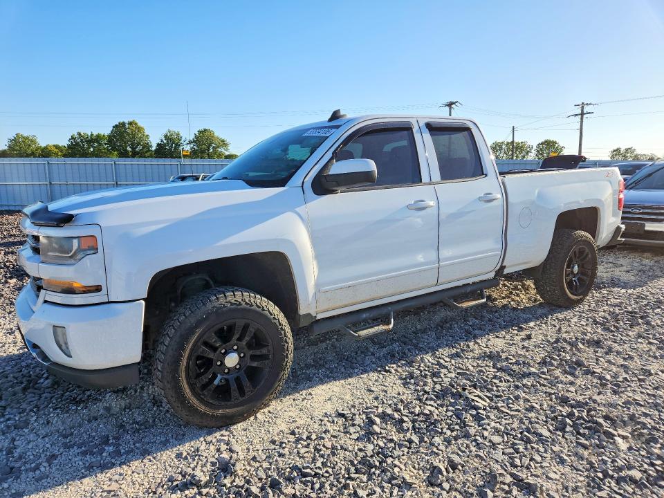 CHEVROLET SILVERADO 2016 with VIN 1GCVKREC3GZ207012 - Photo from auction