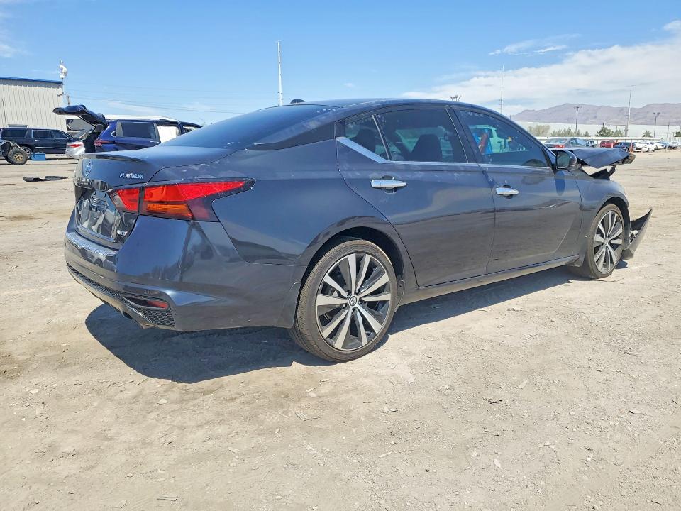 Photo 3 from auction – 2021 NISSAN ALTIMA with VIN 1N4BL4FW5MN380180