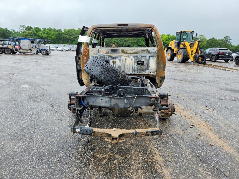 Photo 6 from auction – 2016 FORD F250 with VIN 1FT7W2B69GEB48428