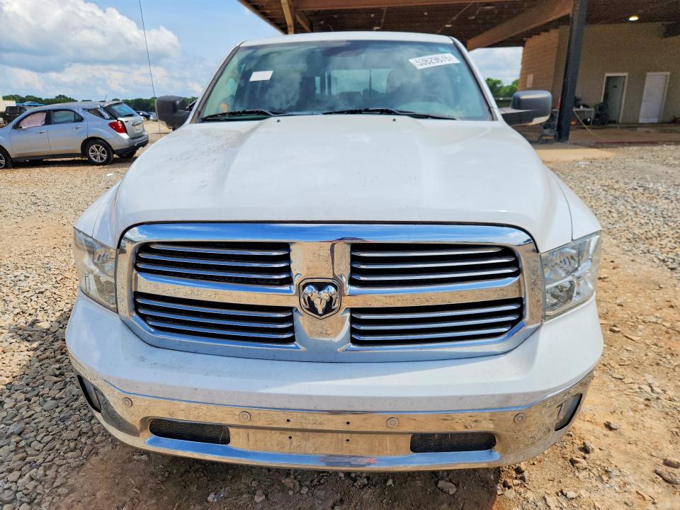 Photo 5 from auction – 2019 RAM 1500 CLASSIC with VIN 1C6RR6TT6KS643943