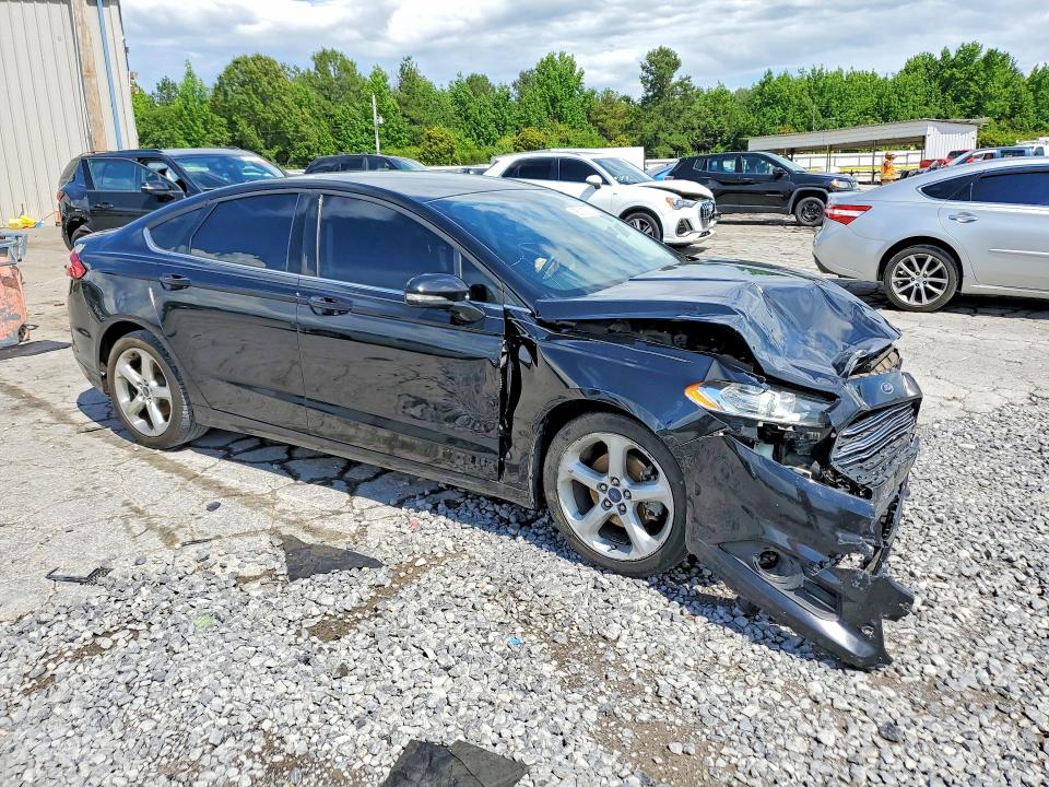 Photo 4 from auction – 2016 FORD FUSION with VIN 3FA6P0H71GR266439