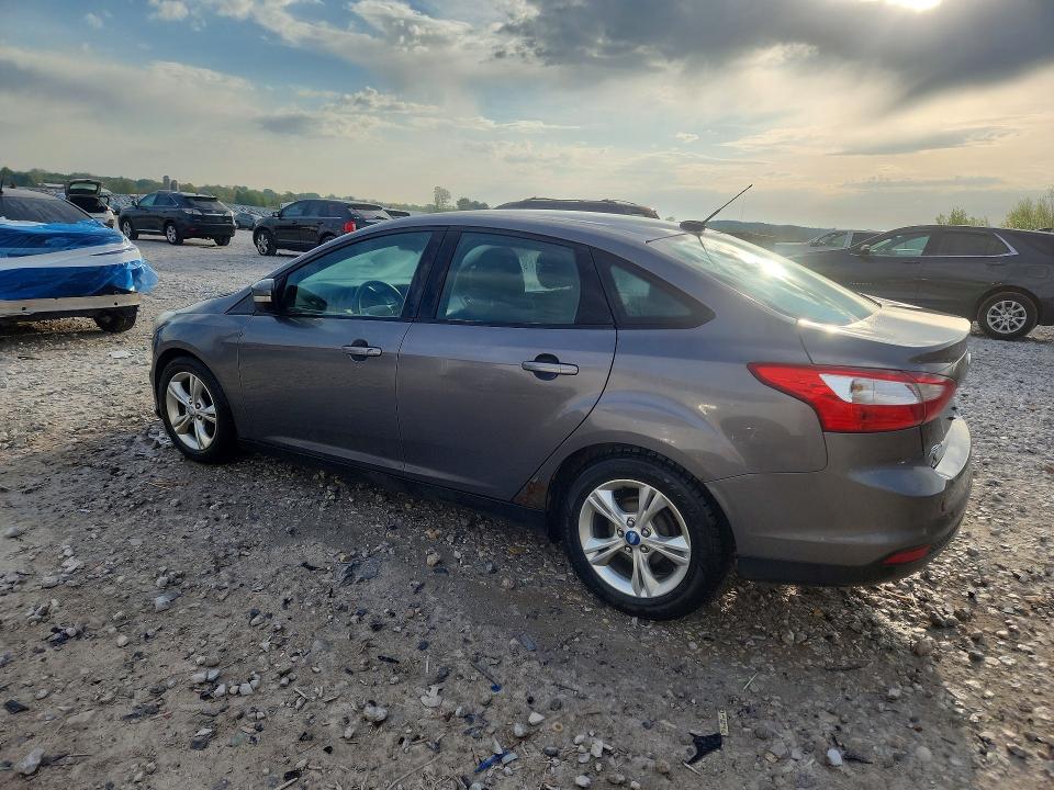 Photo 2 from auction – 2013 FORD FOCUS with VIN 1FADP3F27DL272594