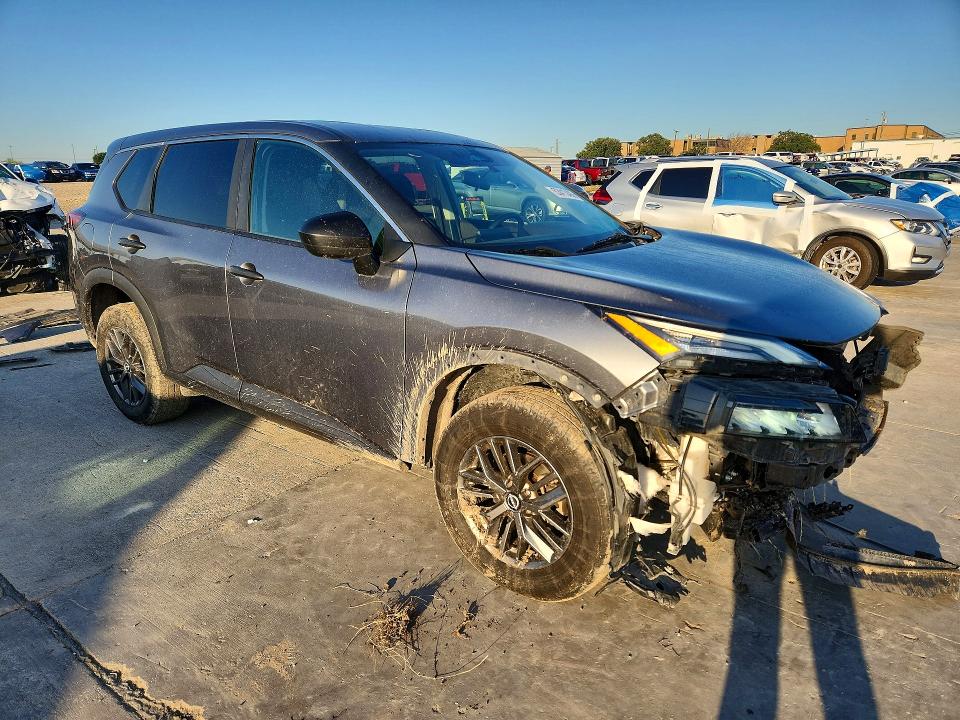 Photo 4 from auction – 2023 NISSAN ROGUE with VIN 5N1BT3AAXPC824228