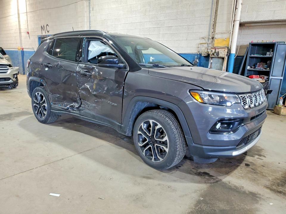 Photo 4 from auction – 2024 JEEP COMPASS with VIN 3C4NJDCN9RT120493