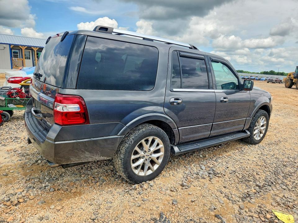 Photo 3 from auction – 2017 FORD EXPEDITION with VIN 1FMJU2AT1HEA07109