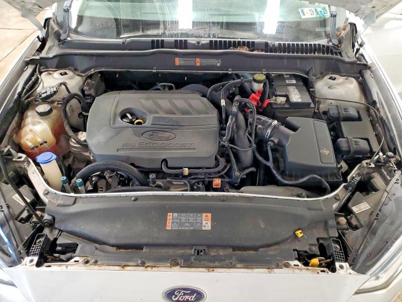 Zdjęcie 11 z aukcji – 2017 FORD FUSION z VIN 3FA6P0HD7HR301055