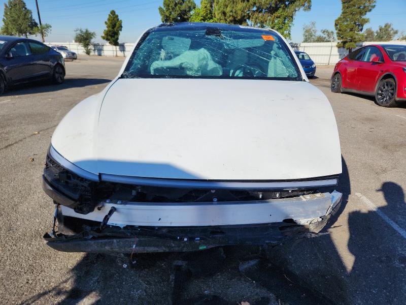 Photo 11 from auction – 2026 TESLA MODEL Y with VIN 7SAYGDEE8TF515668
