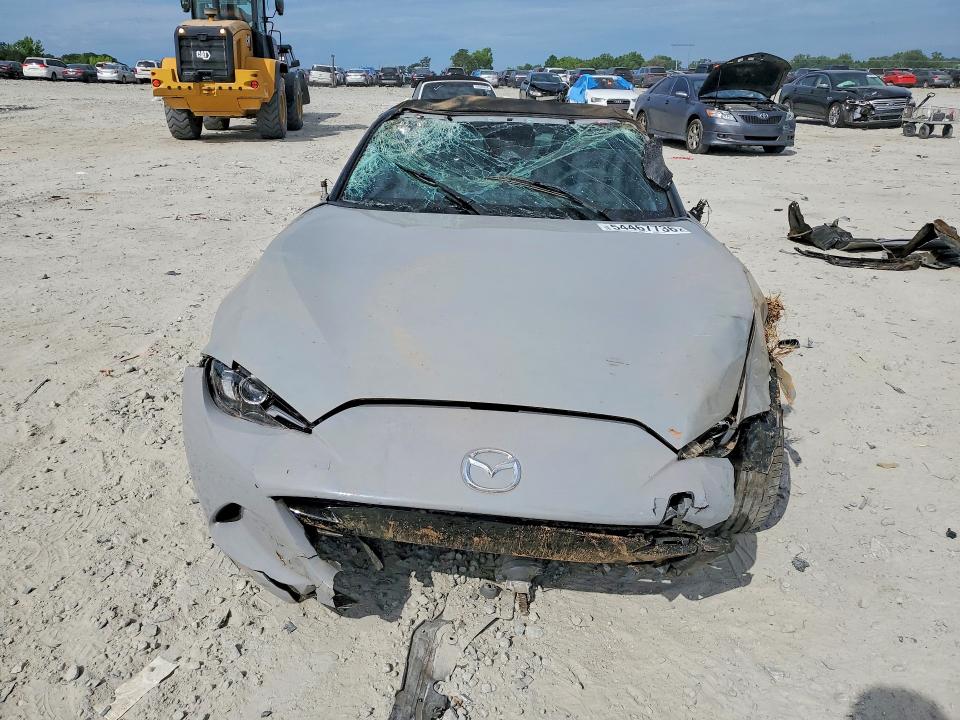 Photo 5 from auction – 2024 MAZDA MX-5 MIATA with VIN JM1NDAC7XR0608338