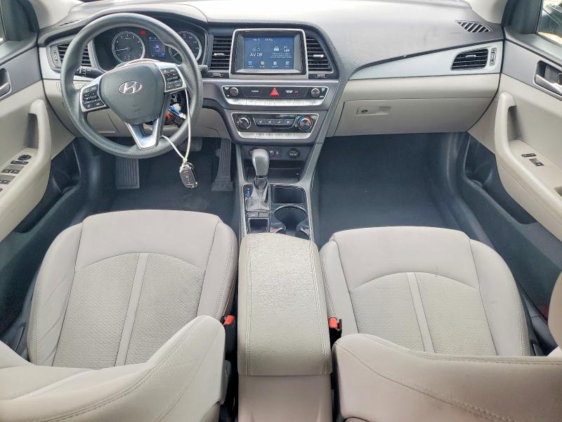 Photo 8 from auction – 2018 HYUNDAI SONATA with VIN 5NPE24AF0JH721126