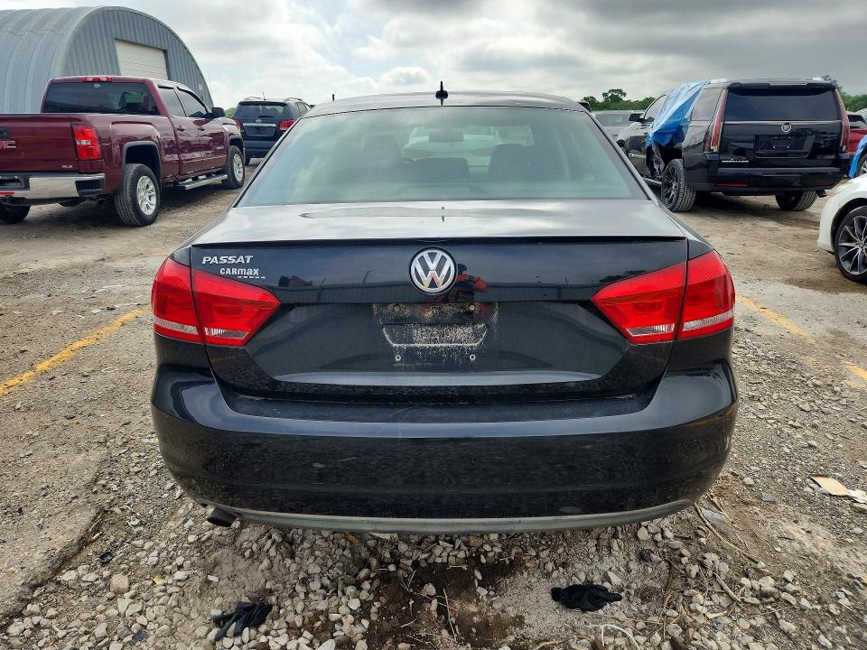 Photo 6 from auction – 2013 VOLKSWAGEN PASSAT with VIN 1VWAH7A36DC059392