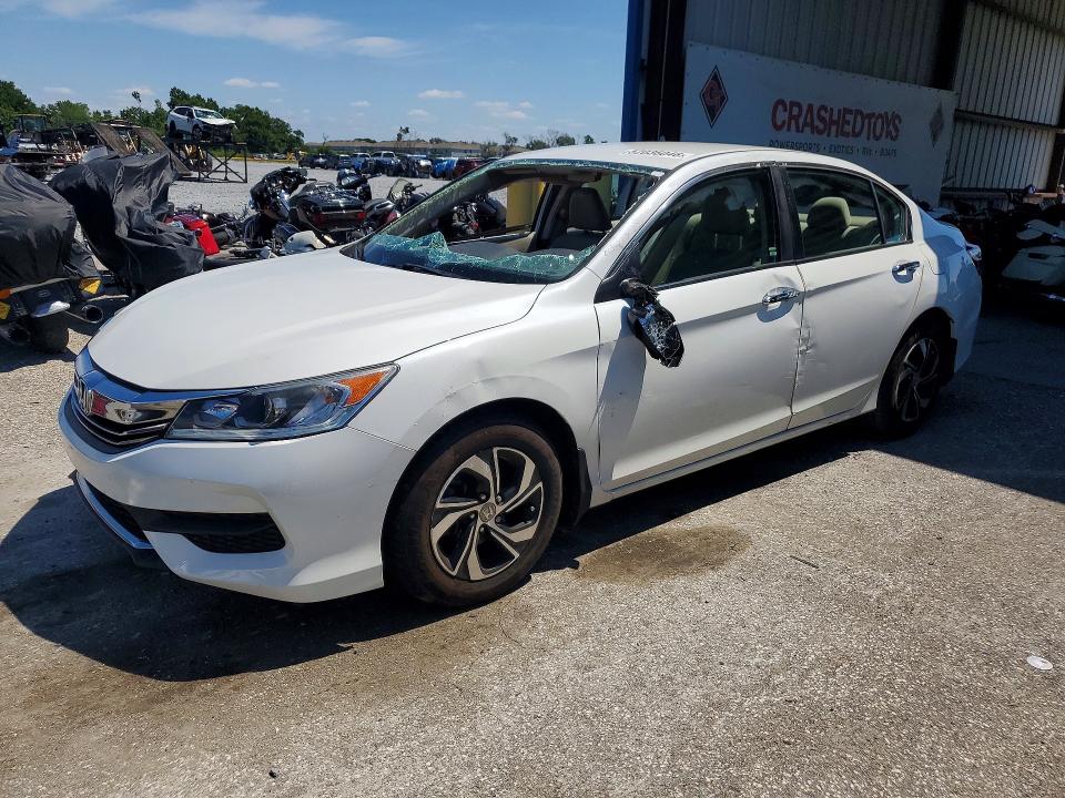HONDA ACCORD 2017 with VIN 1HGCR2F32HA087388 - Photo from auction