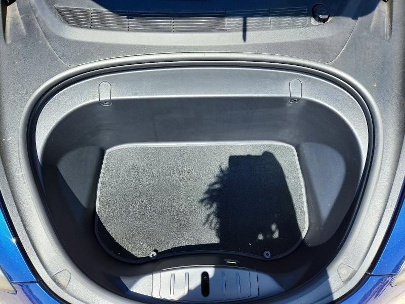 Photo 11 from auction – 2018 TESLA MODEL 3 with VIN 5YJ3E1EB8JF134689