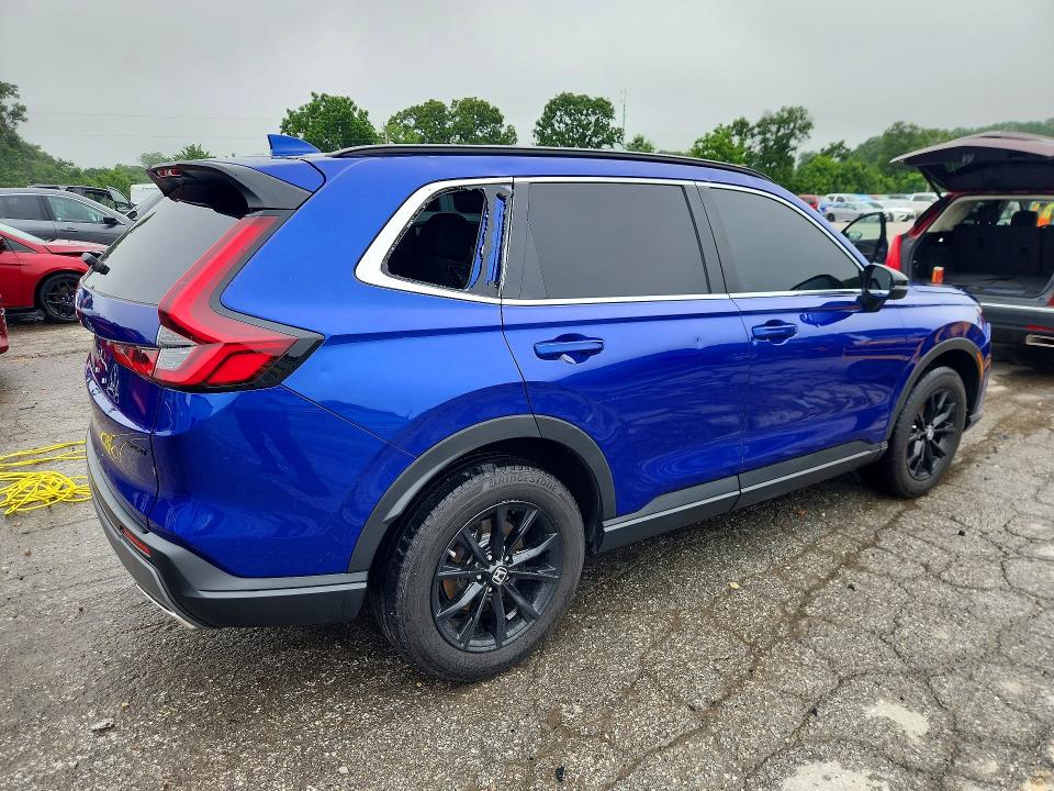 Photo 3 from auction – 2024 HONDA CR-V with VIN 7FARS6H53RE072639
