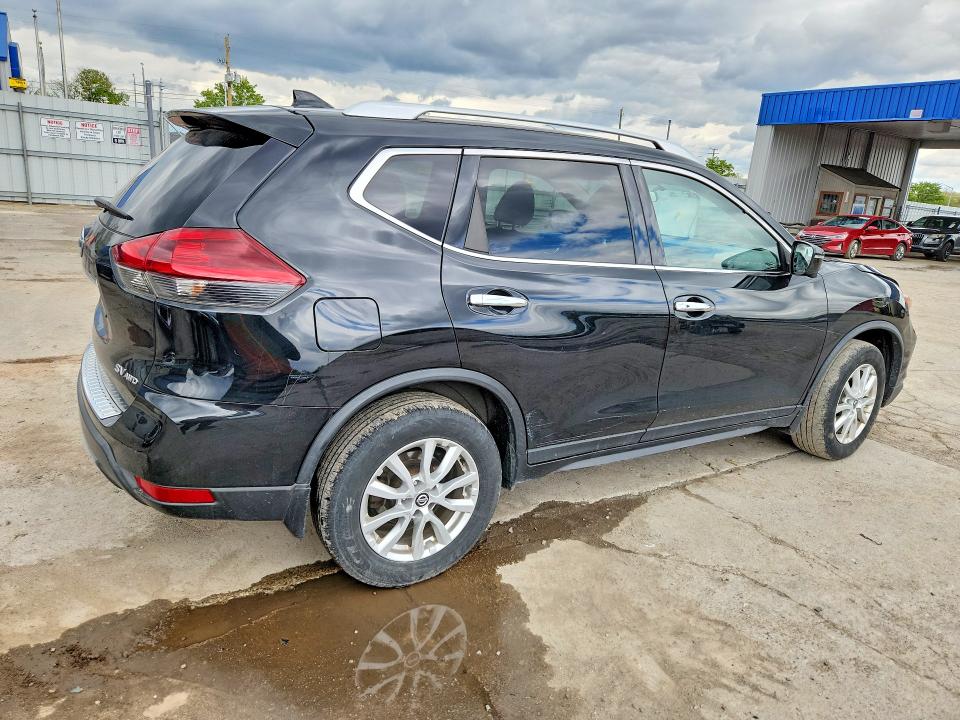 Photo 3 from auction – 2018 NISSAN ROGUE with VIN KNMAT2MV0JP606162