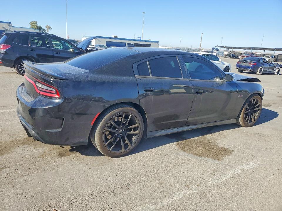 Photo 3 from auction – 2019 DODGE CHARGER with VIN 2C3CDXGJ7KH742682