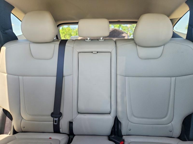 Снимка 10 от търг – 2023 HYUNDAI TUCSON с VIN 5NMJFCAE8PH237974