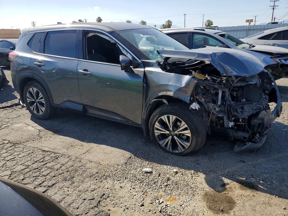 Photo 4 from auction – 2021 NISSAN ROGUE with VIN 5N1AT3BA2MC807090
