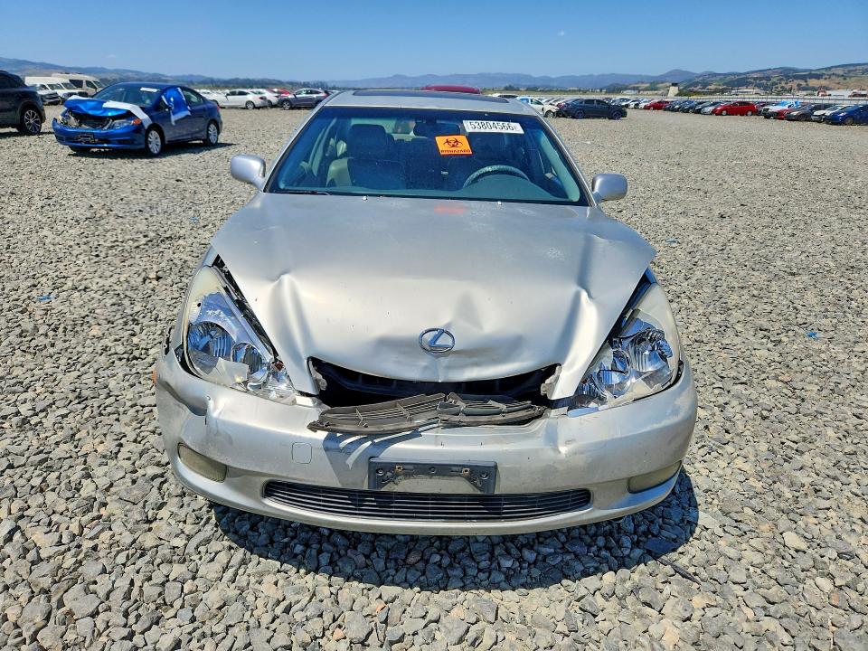 Photo 5 from auction – 2003 LEXUS ES with VIN JTHBF30G836000303