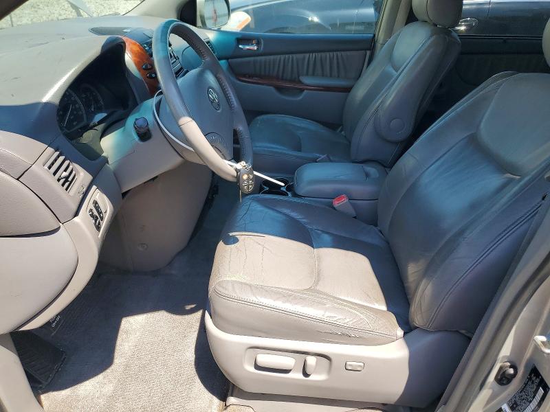 Photo 7 from auction – 2005 TOYOTA SIENNA with VIN 5TDBA22C25S033465