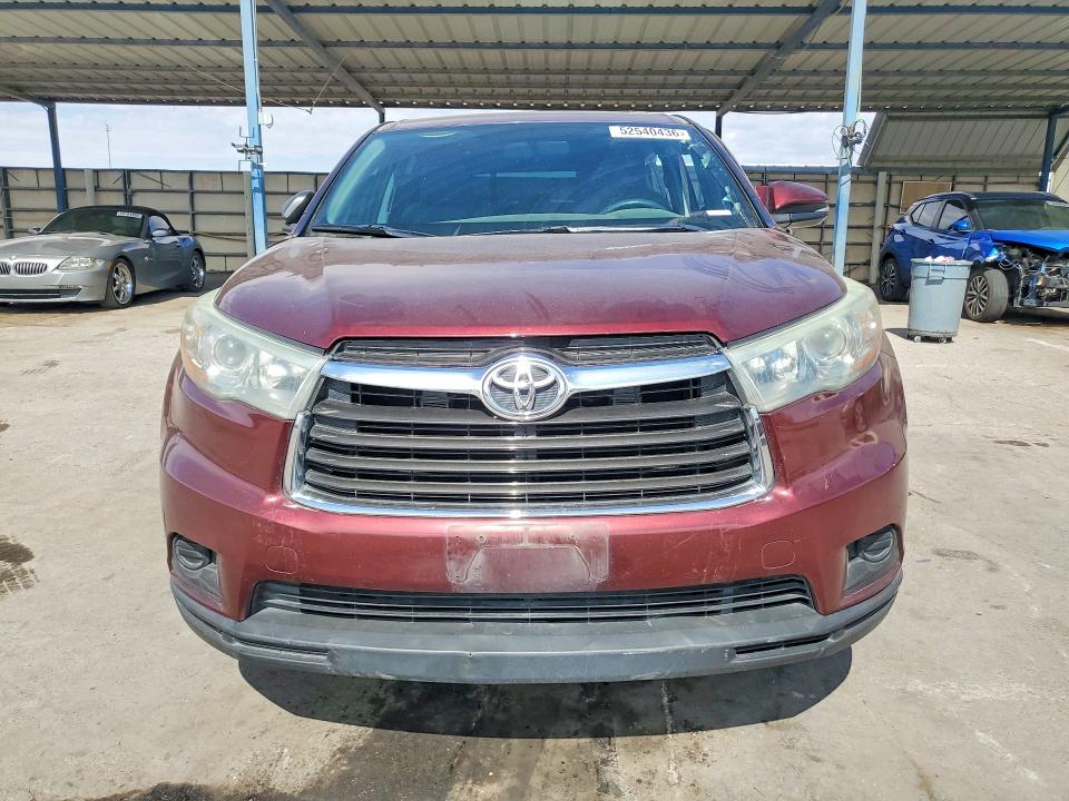 Photo 5 from auction – 2016 TOYOTA HIGHLANDER with VIN 5TDZKRFH1GS144778