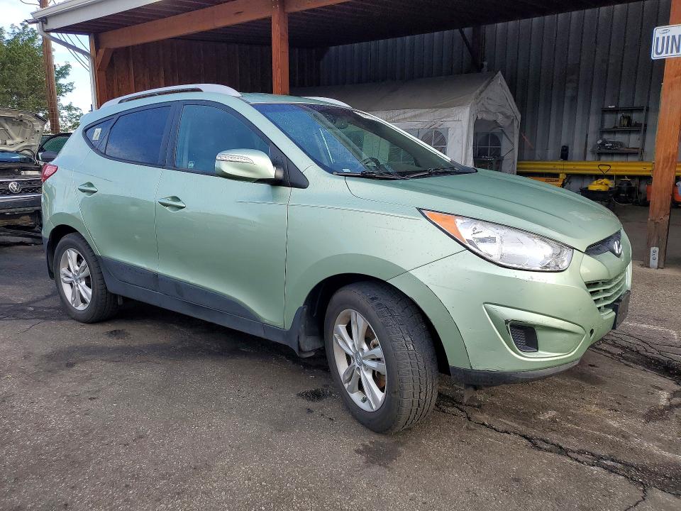 Photo 4 from auction – 2012 HYUNDAI TUCSON with VIN KM8JU3AC1CU402198