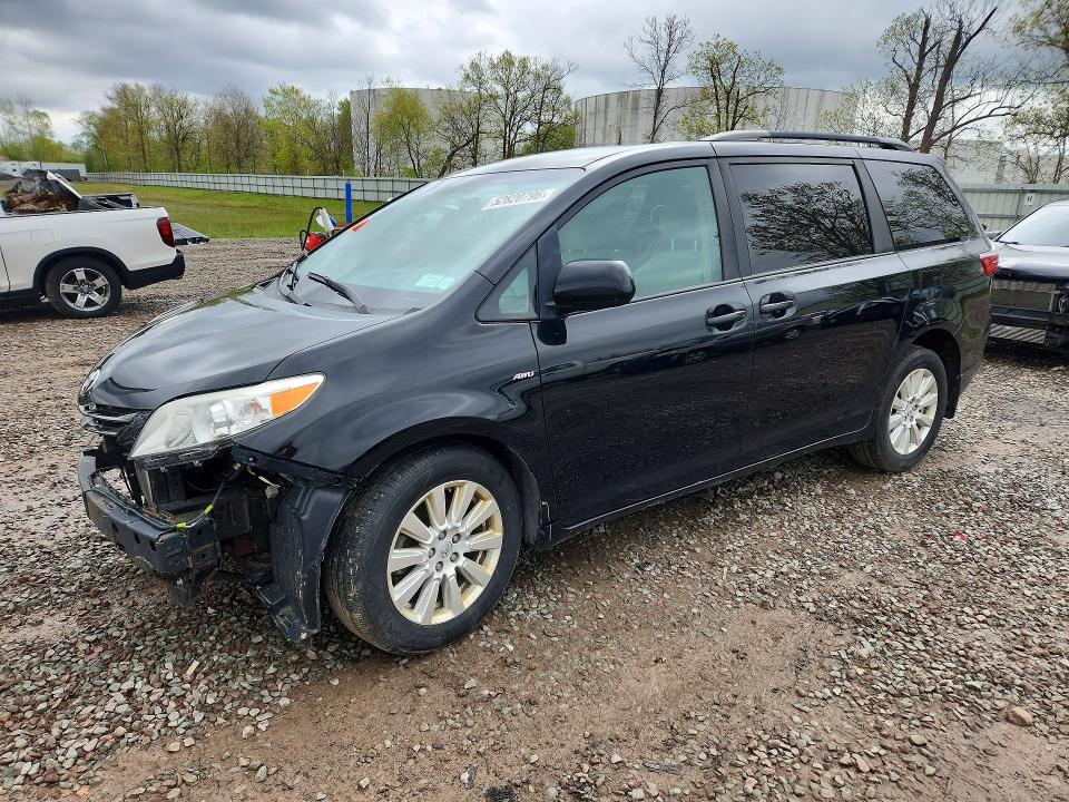 TOYOTA SIENNA 2017 with VIN 5TDJZ3DC7HS161888 - Photo from auction