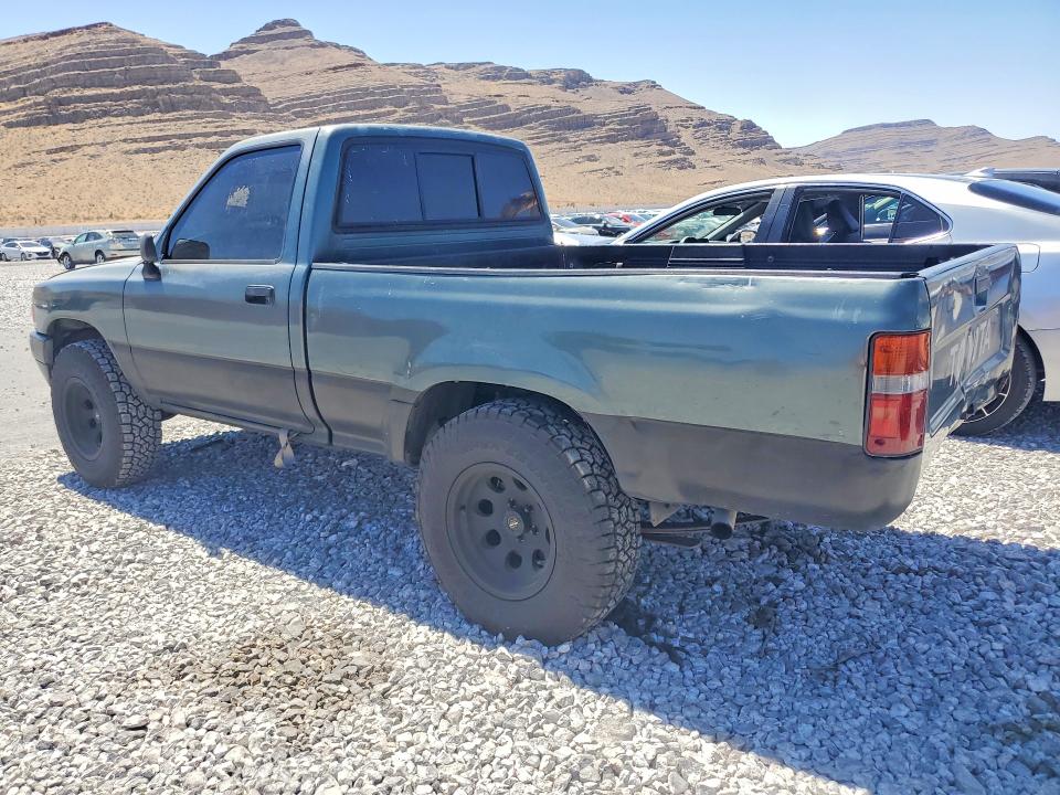 Photo 2 from auction – 1993 TOYOTA PICKUP with VIN 4TARN81A6PZ150677