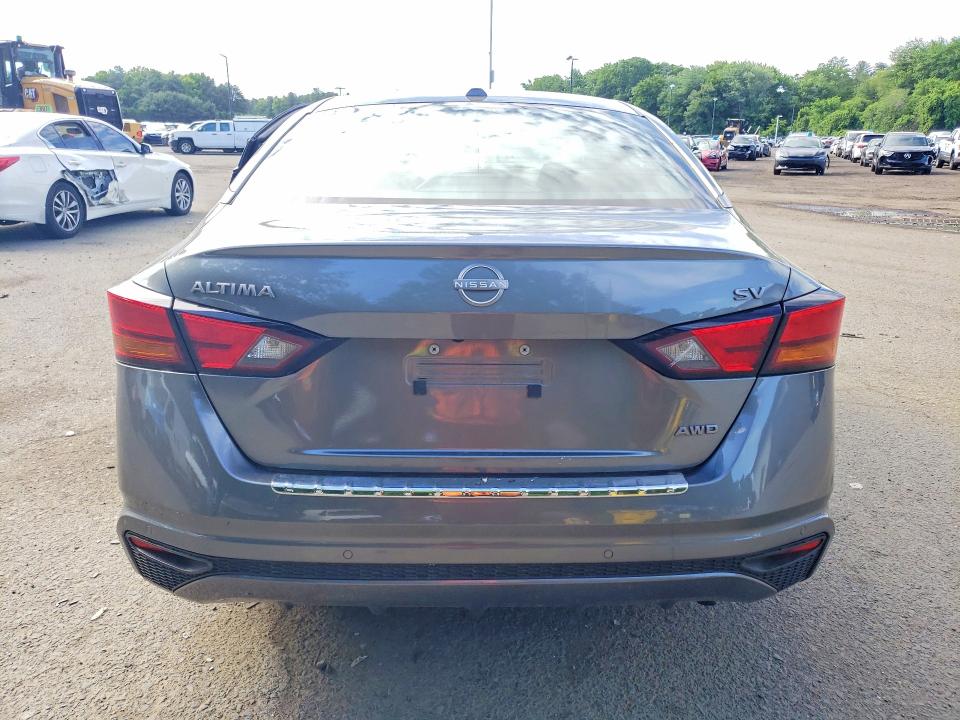 Photo 6 from auction – 2023 NISSAN ALTIMA with VIN 1N4BL4DW2PN390768