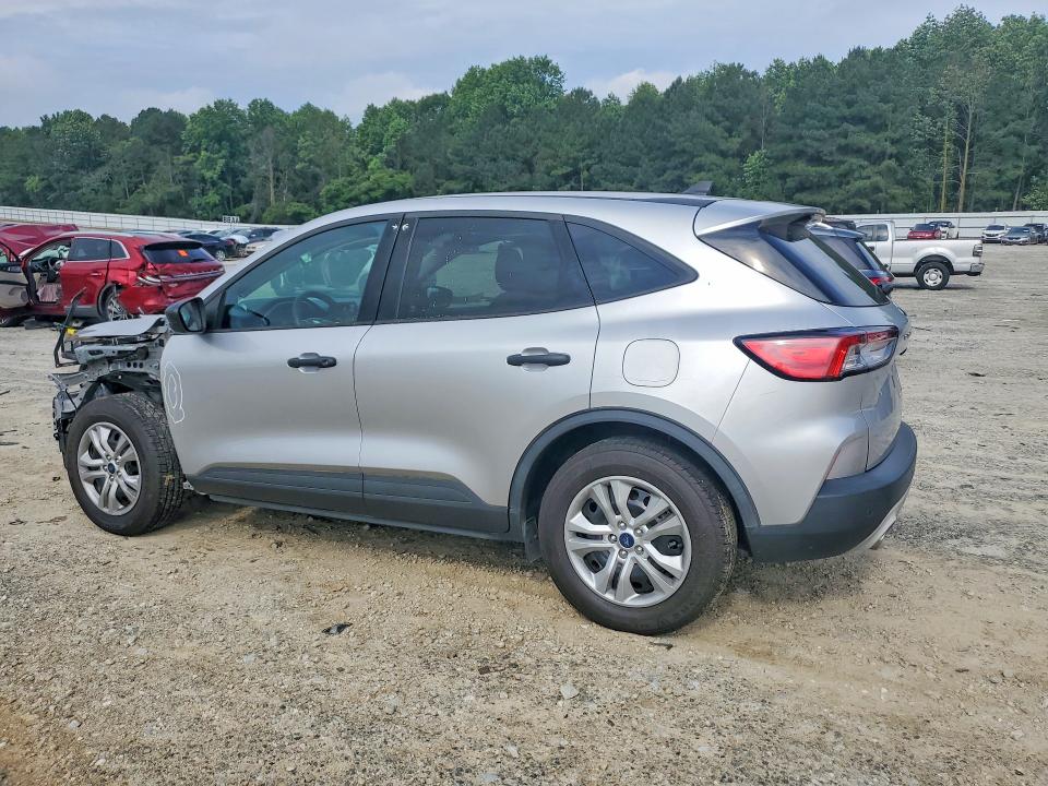 Photo 2 from auction – 2020 FORD ESCAPE with VIN 1FMCU0F65LUB73468