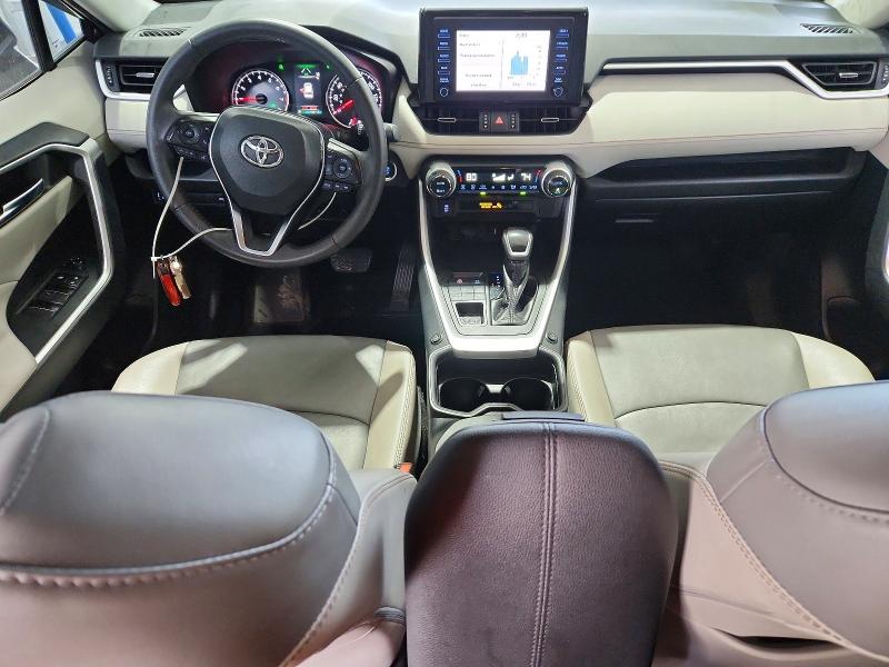 Photo 8 from auction – 2019 TOYOTA RAV4 with VIN 2T3A1RFV5KW078104