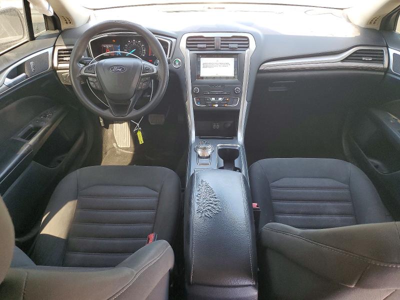 Photo 8 from auction – 2019 FORD FUSION with VIN 3FA6P0HD8KR216250